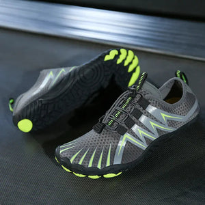Elite Fusion 7 gray and green shoe showing the toe-shaped rubber grip sole